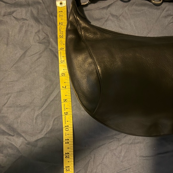 Longchamp Black Leather Shoulder Bag - Picture 10 of 11